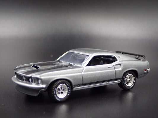 1969 69 FORD MUSTANG BOSS 429 FASTBACK 1/64 SCALE COLLECTIBLE DIECAST MODEL CAR