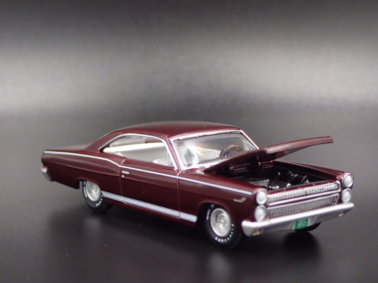 1966 66 MERCURY COMET CYCLONE GT RARE 1/64 SCALE DIORAMA DIECAST MODEL CAR